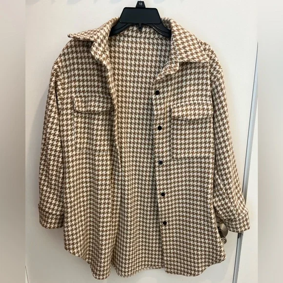 -SOLD- Neutral Houndstooth Shacket - Picture 2 of 7